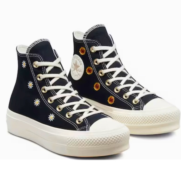 CONVERSE Festival Floral Chuck Taylor All Star Hightop Lift Platform Sneaker 7.5 - Picture 1 of 12